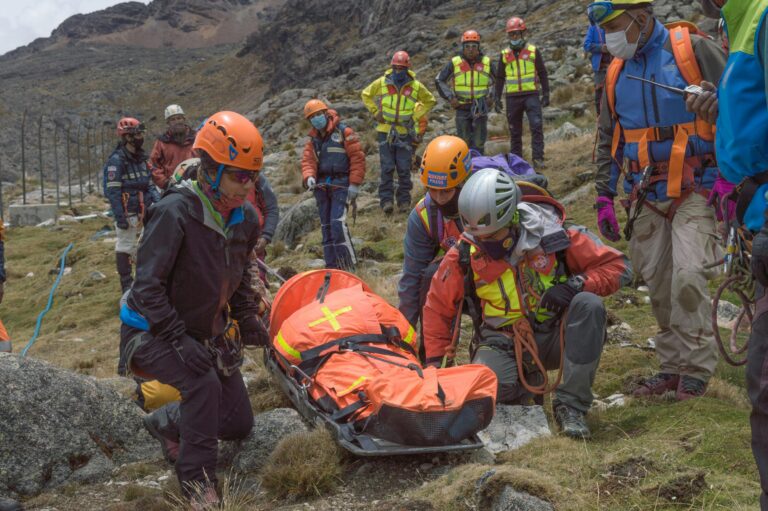 Rise in First Aid Incidents on Hiking Trails Sparks Safety Concerns